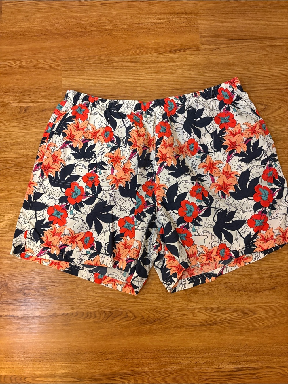 Columbia Women's Hawaiian Floral Bermuda Shorts Quick Dry - 3X